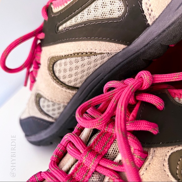 NEW Lands End Trail Hiking Shoes, Wide, Beige - Picture 5 of 16